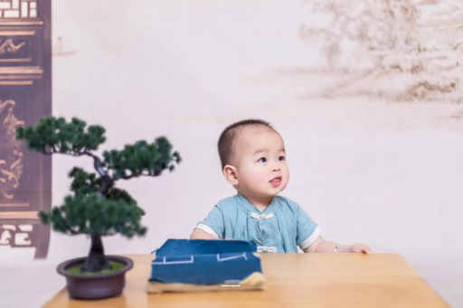 合肥宝宝总是抠鼻子